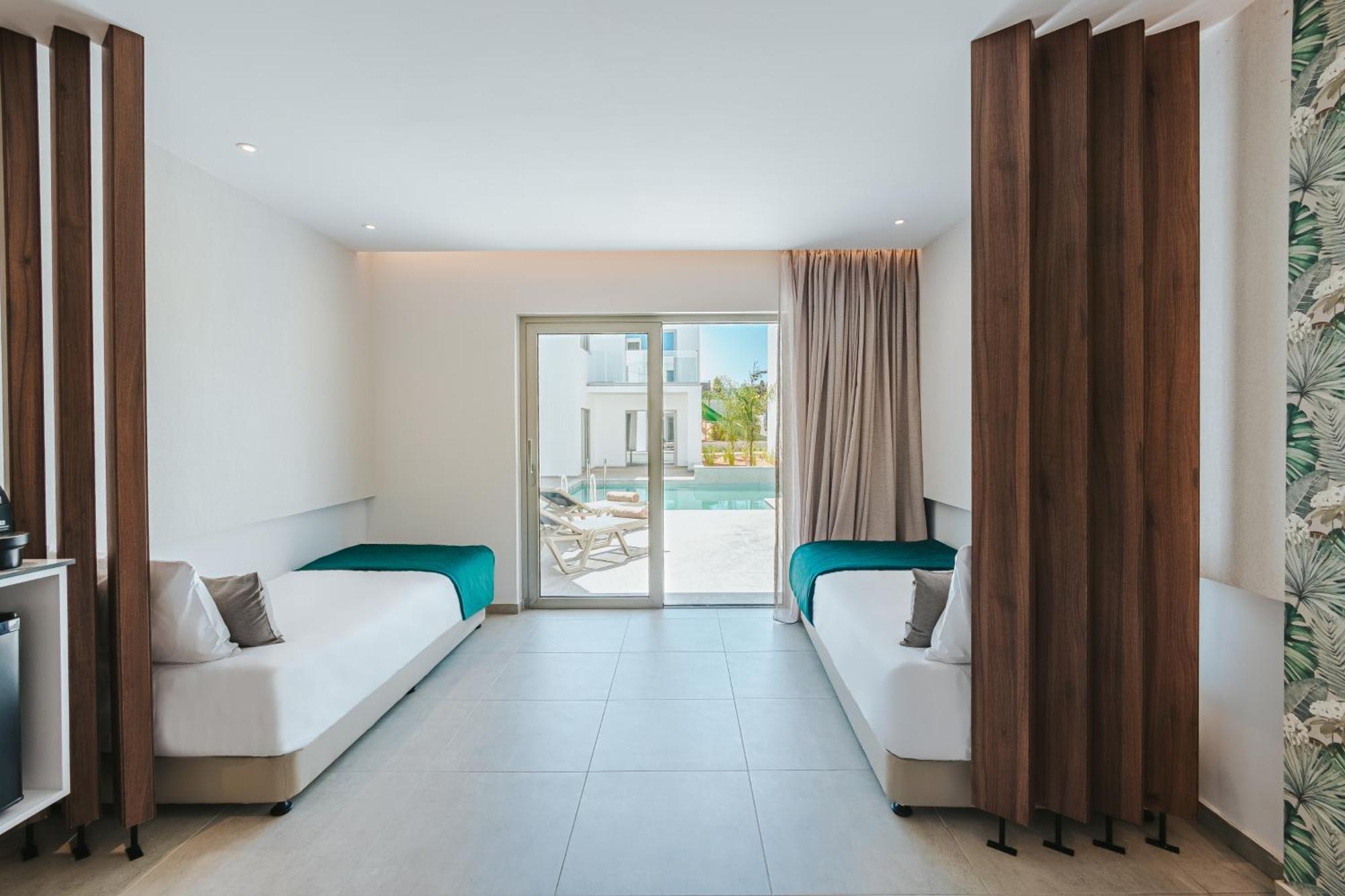 Hotel Atlantica Sungarden Park Ayia Napa Esterno foto