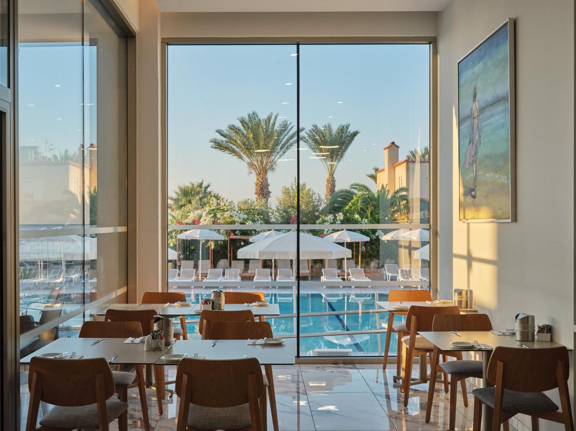 Hotel Atlantica Sungarden Park Ayia Napa Esterno foto
